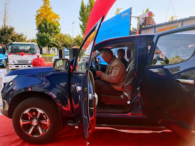 1666584087592.png 副本【新闻稿 淄博】庆铃达咖H 8AT皮卡淄博上市 助力卡友跑出“淄博速度”996.png