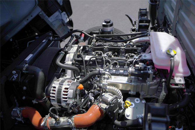 副本10.28 内燃机仍是关键？新能源大势所趋，江淮1卡混动轻卡大有可为！730.png