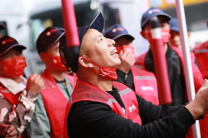 副本新时代新征程 创富中国行带动江浙卡友抱团创富163.png