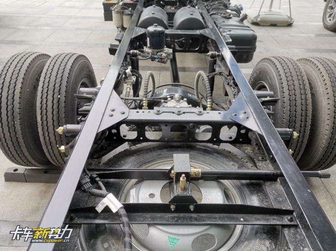 1667198910881.jpg 副本奥铃青春版——年轻创业者实录998.jpg