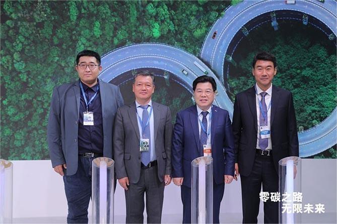 康明斯在中国国际商用车展览会上推出低碳至零碳动力链矩阵