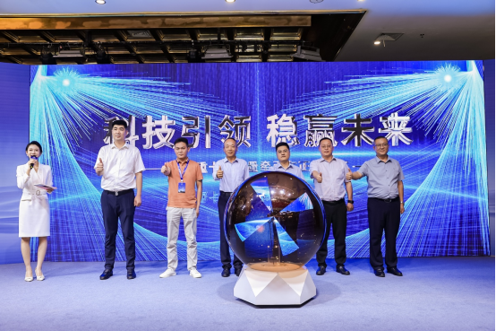 刷新纯电重卡续航新高度，宇通600度纯电牵引车新品上市！