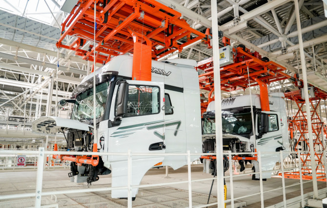 “金九银十”商用车市场谁主沉浮？ 一汽解放以实力作答