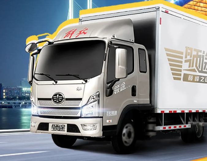 180大马力+8挡变速箱+8t后桥，TA以“强”为名！