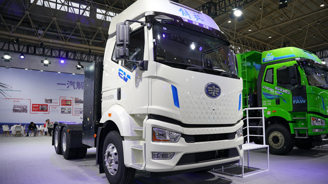 拒绝补能焦虑！解放J6L纯电牵引车凭什么成为港口集运&ldquo;新宠&rdquo;？